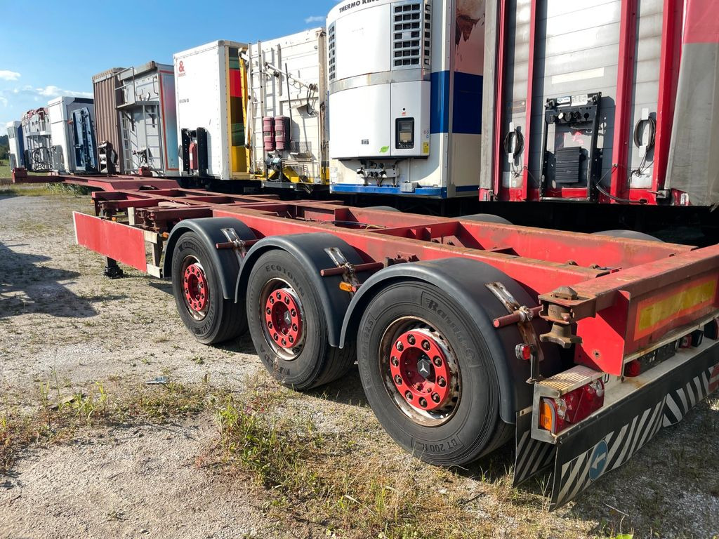 Renders 3 Achs Teleskop Liftachse Renders 3 Achs Teleskop Liftachse - Полуприцеп-контейнеровоз/ Сменный кузов: фото 1 Renders 3 Achs Teleskop Liftachse Renders 3 Achs Teleskop Liftachse - Полуприцеп-контейнеровоз/ Сменный кузов: фото 1