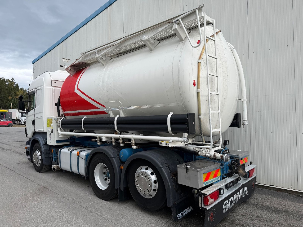 Scania R 480 Opticruise Highline Retarder PTO Standklim - Ассенизатор: фото 3 Scania R 480 Opticruise Highline Retarder PTO Standklim - Ассенизатор: фото 3