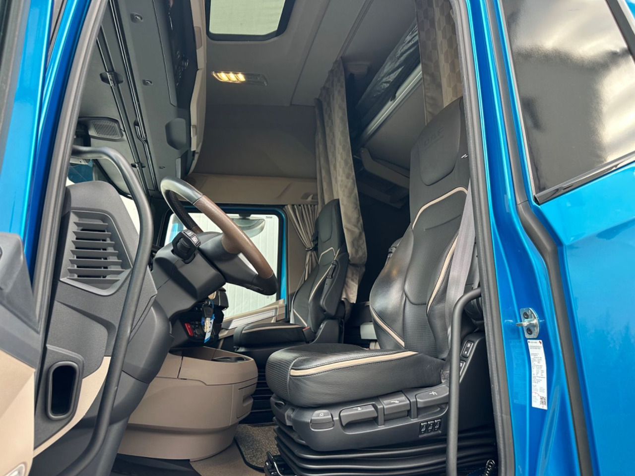 DAF XG+530 Vollausstattung - Тягач: фото 5 DAF XG+530 Vollausstattung - Тягач: фото 5