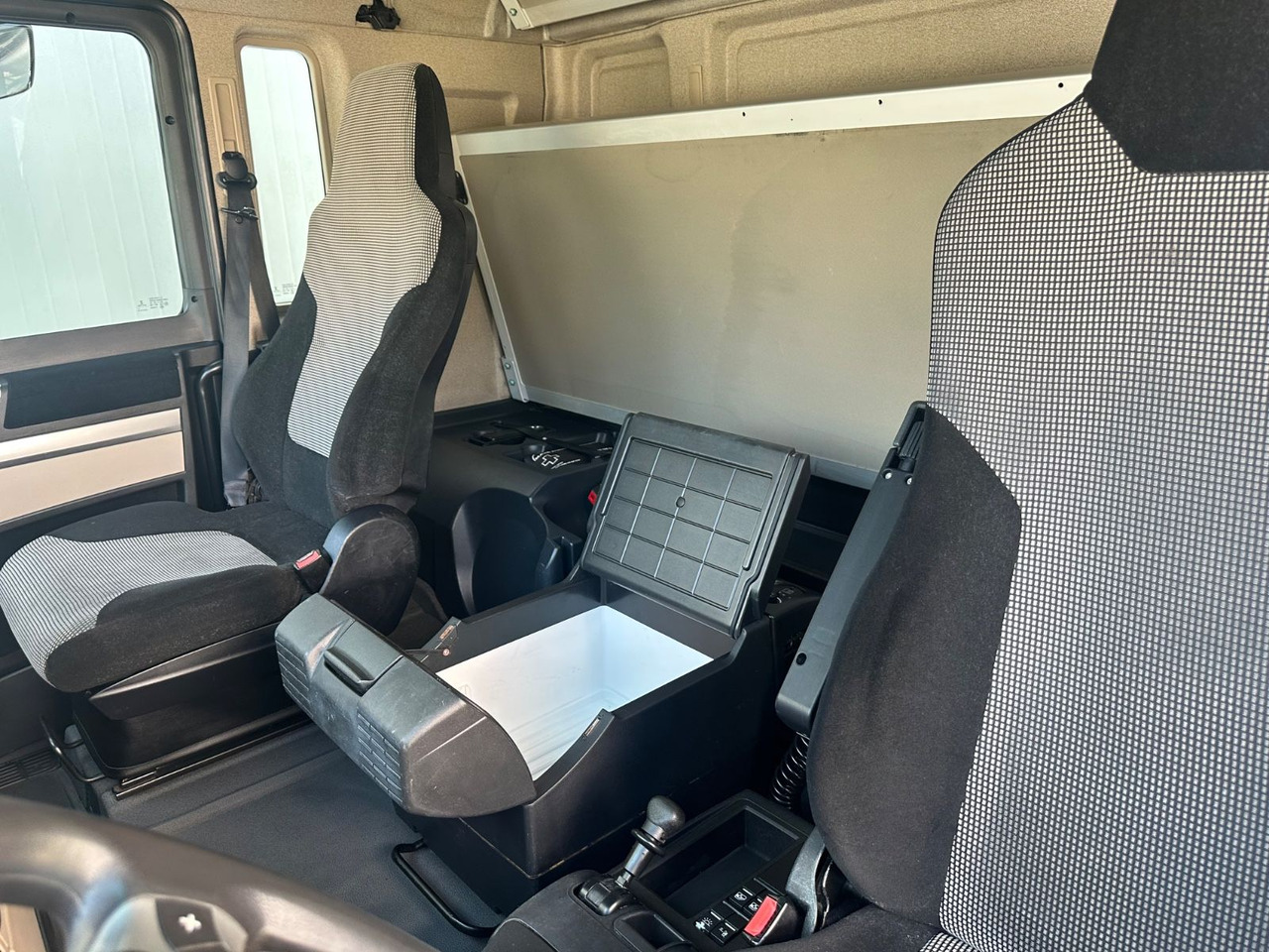 Тягач MAN TGX 18.460 XXL Intarder/Standklima: фото 7