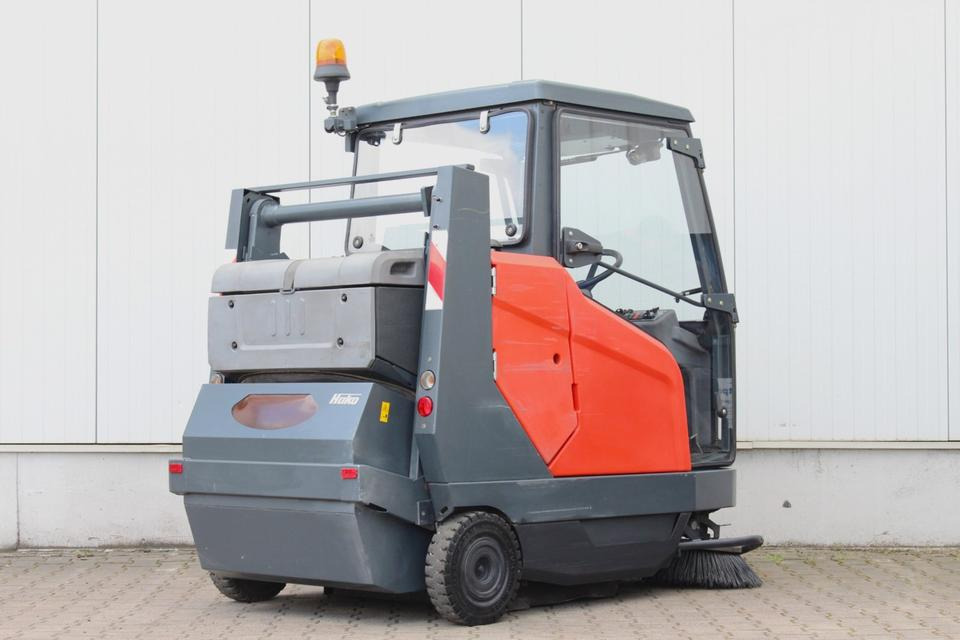 Hako Sweepmaster D1500RH Diesel UVV✅ - Промышленная подметальная машина: фото 3 Hako Sweepmaster D1500RH Diesel UVV✅ - Промышленная подметальная машина: фото 3