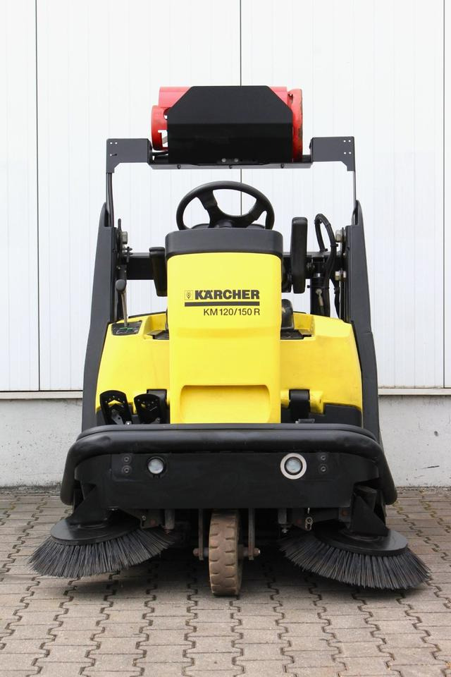 Kärcher KM120/150R LPG Aufsitz- Kehrsaugmaschine Kehrmaschine Gas - Промышленная подметальная машина: фото 5 Kärcher KM120/150R LPG Aufsitz- Kehrsaugmaschine Kehrmaschine Gas - Промышленная подметальная машина: фото 5