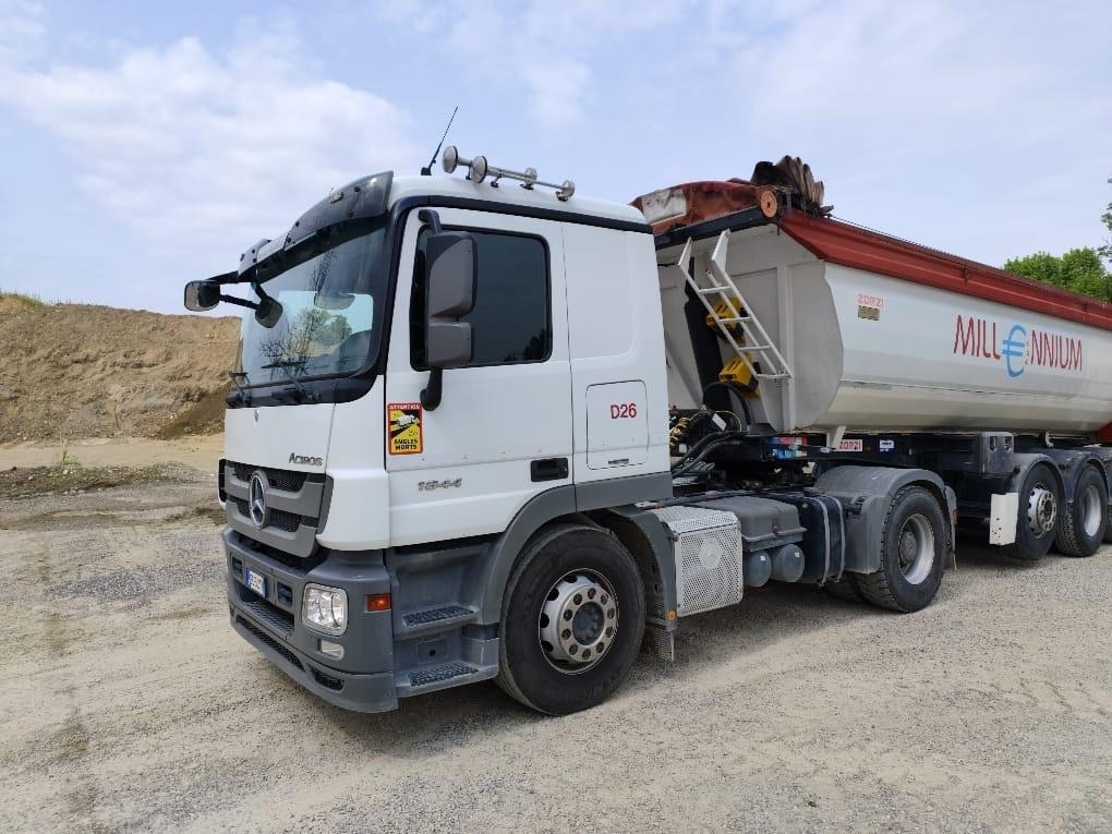 MERCEDES-BENZ ACTROS - Тягач: фото 4 MERCEDES-BENZ ACTROS - Тягач: фото 4