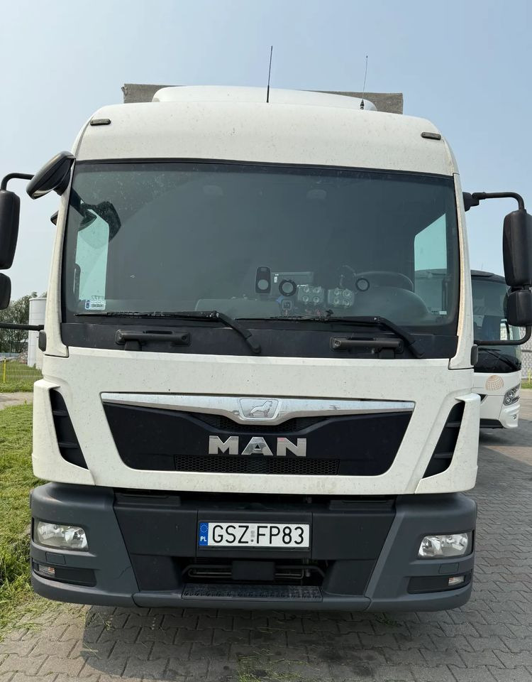 MAN TGL - Тентованный грузовик: фото 2 MAN TGL - Тентованный грузовик: фото 2