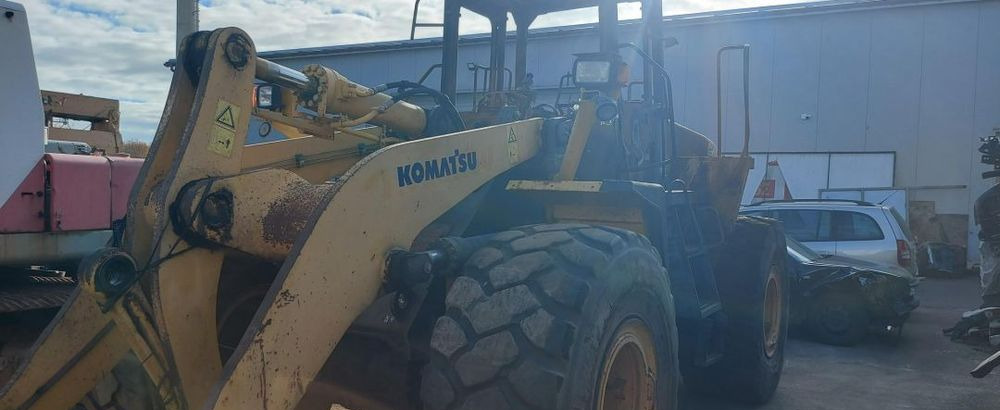 Komatsu WA430- 6 most tyl - Подвеска: фото 2 Komatsu WA430- 6 most tyl - Подвеска: фото 2