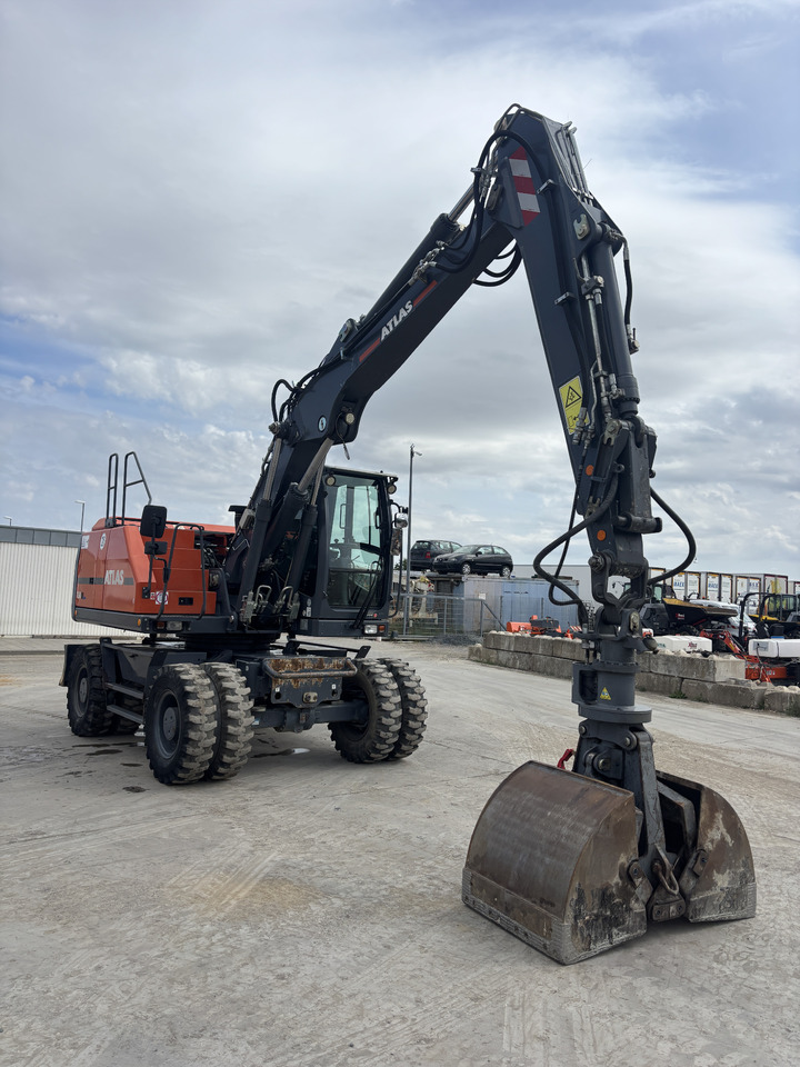 ATLAS 150 W - Колёсный экскаватор: фото 2 ATLAS 150 W - Колёсный экскаватор: фото 2