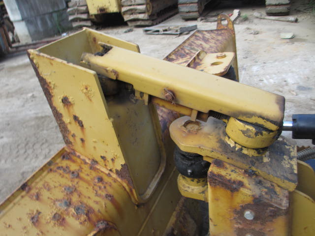 Бульдозер CAT D3K2: фото 12 Бульдозер CAT D3K2: фото 12