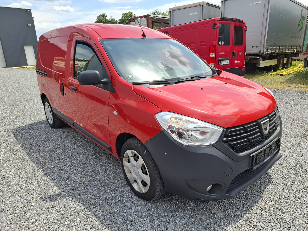 DACIA Dokker 1.5 DCI - Фургон с закрытым кузовом: фото 1 DACIA Dokker 1.5 DCI - Фургон с закрытым кузовом: фото 1