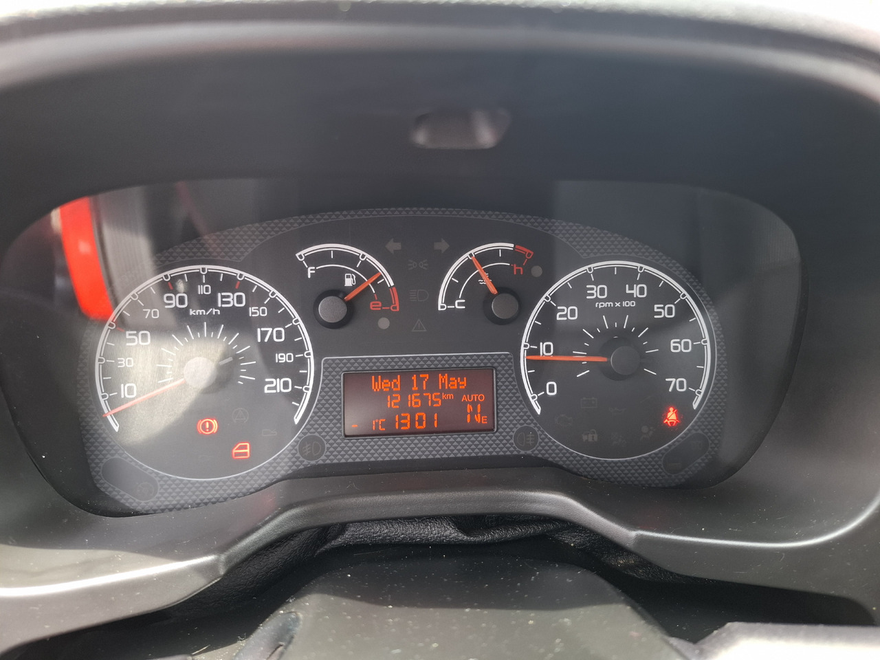 Коммерческий автомобиль PEUGEOT Peugeot Bipper 1.3 HDI: фото 13 Коммерческий автомобиль PEUGEOT Peugeot Bipper 1.3 HDI: фото 13