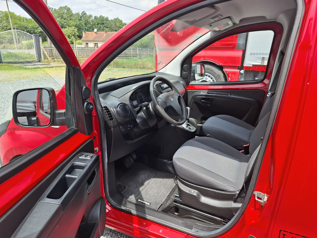 Коммерческий автомобиль PEUGEOT Peugeot Bipper 1.3 HDI: фото 11 Коммерческий автомобиль PEUGEOT Peugeot Bipper 1.3 HDI: фото 11