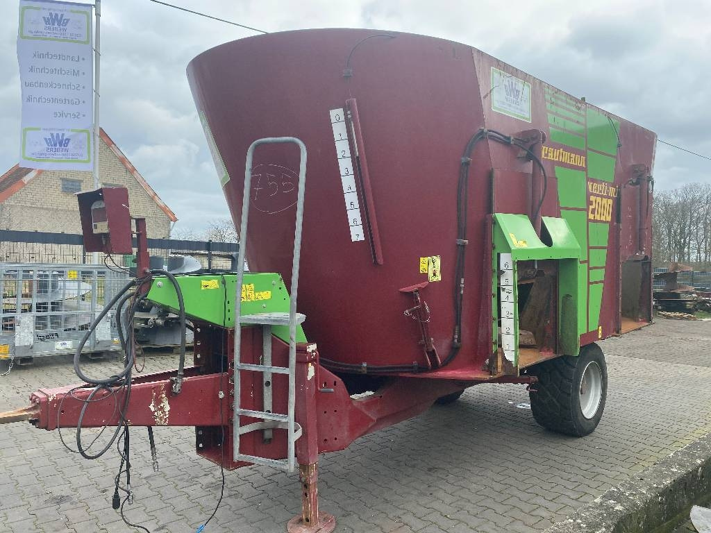 Strautmann Verti-Mix 2000  - Кормораздатчик: фото 2 Strautmann Verti-Mix 2000  - Кормораздатчик: фото 2