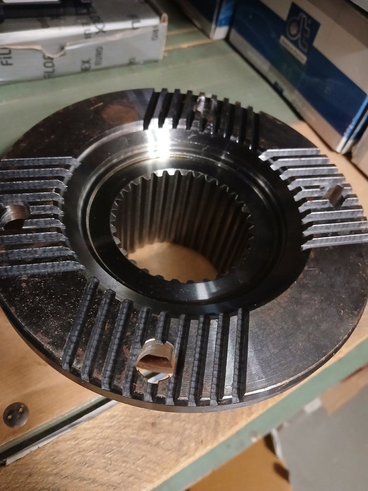 CEI Flange 197210 - Трансмиссия для Грузовиков: фото 1 CEI Flange 197210 - Трансмиссия для Грузовиков: фото 1