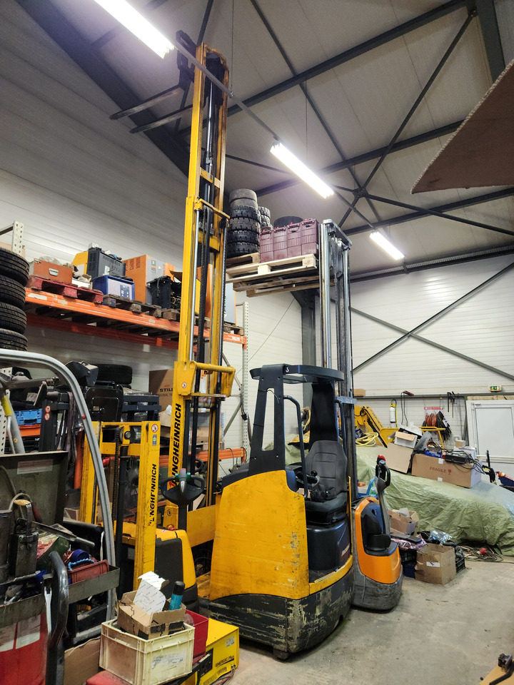 JUNGHEINRICH ETV112 - Боковой погрузчик: фото 2 JUNGHEINRICH ETV112 - Боковой погрузчик: фото 2