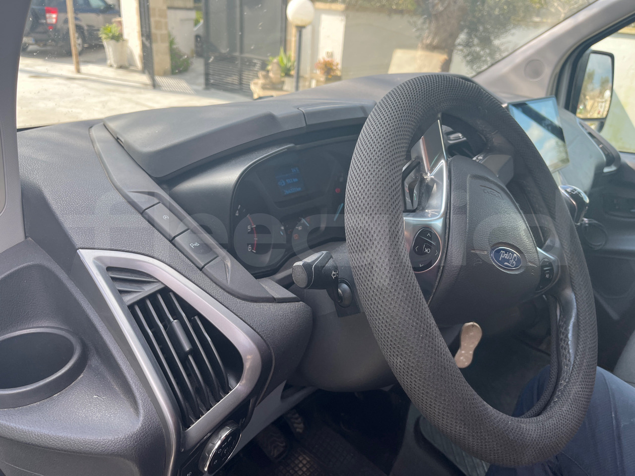 Туристический автобус Ford Transit: фото 20 Туристический автобус Ford Transit: фото 20