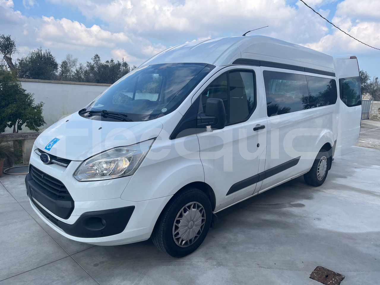 Ford Transit - Микроавтобус, Пассажирский фургон: фото 4 Ford Transit - Микроавтобус, Пассажирский фургон: фото 4