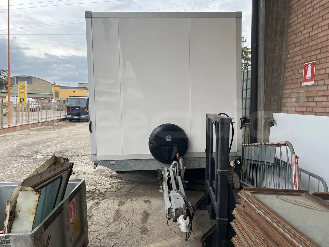 Humbaur Rimorchio - Туристический автобус: фото 1 Humbaur Rimorchio - Туристический автобус: фото 1