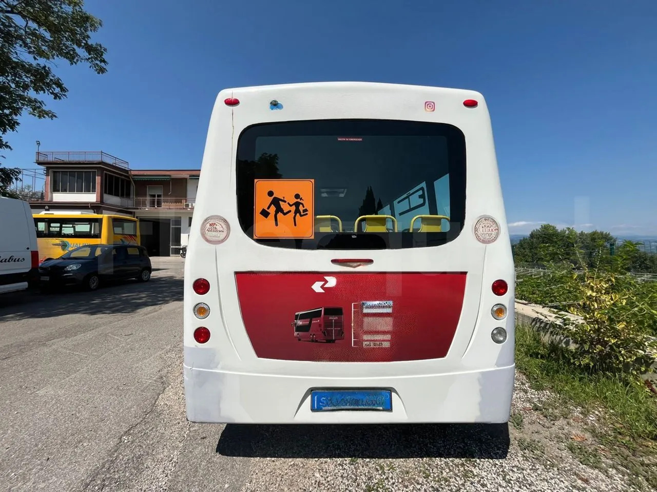 Isuzu P65 - Школьный автобус: фото 5 Isuzu P65 - Школьный автобус: фото 5