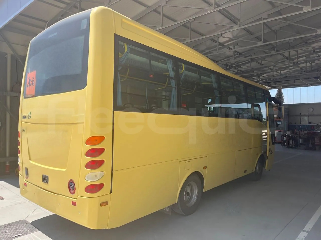 Школьный автобус Isuzu Turquoise/Sb: фото 9 Школьный автобус Isuzu Turquoise/Sb: фото 9