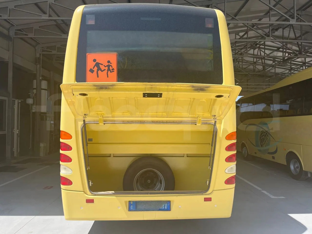 Школьный автобус Isuzu Turquoise/Sb: фото 7 Школьный автобус Isuzu Turquoise/Sb: фото 7