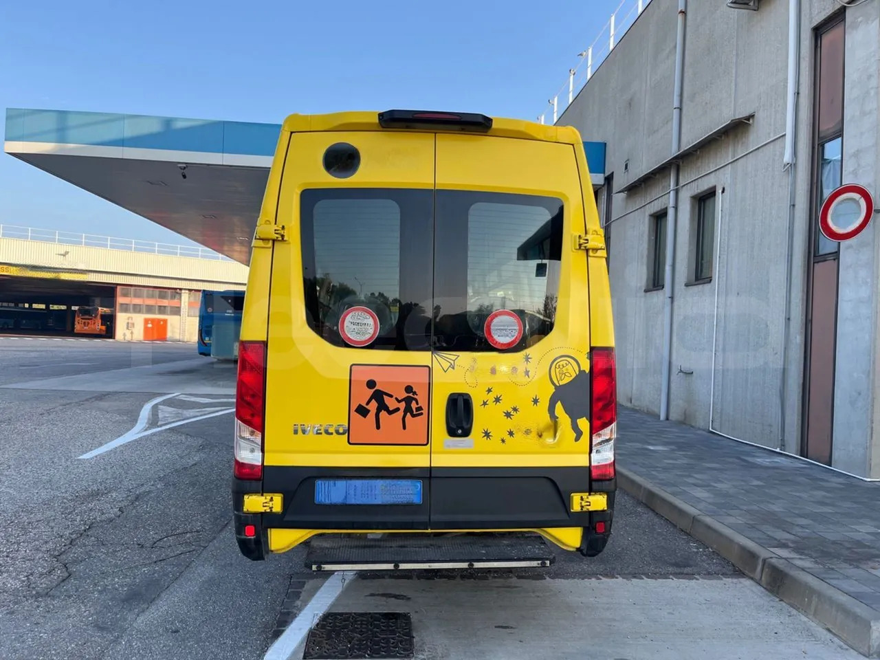 Iveco Daily - Школьный автобус, Микроавтобус: фото 5 Iveco Daily - Школьный автобус, Микроавтобус: фото 5