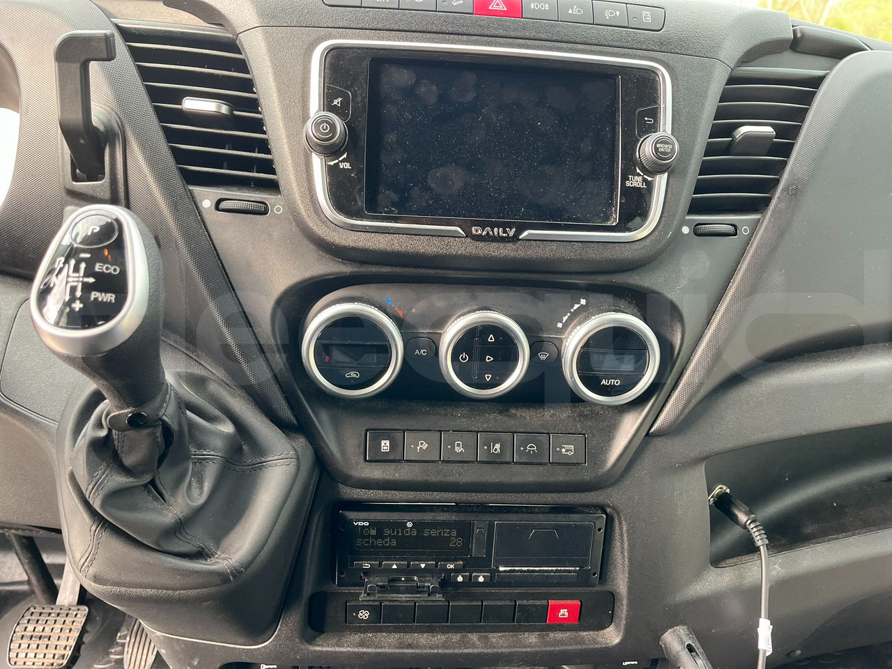 Iveco Daily - Микроавтобус, Пассажирский фургон: фото 2 Iveco Daily - Микроавтобус, Пассажирский фургон: фото 2