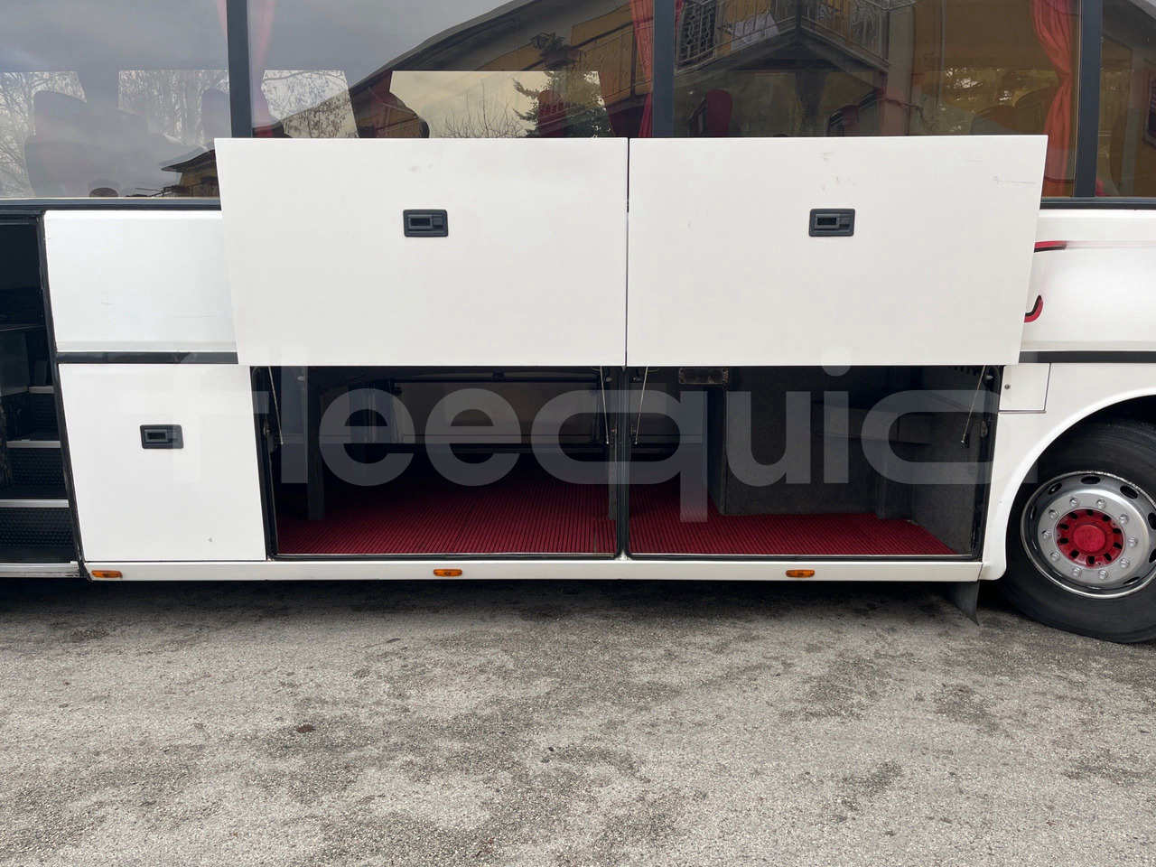 Туристический автобус Iveco Orlandi: фото 7 Туристический автобус Iveco Orlandi: фото 7