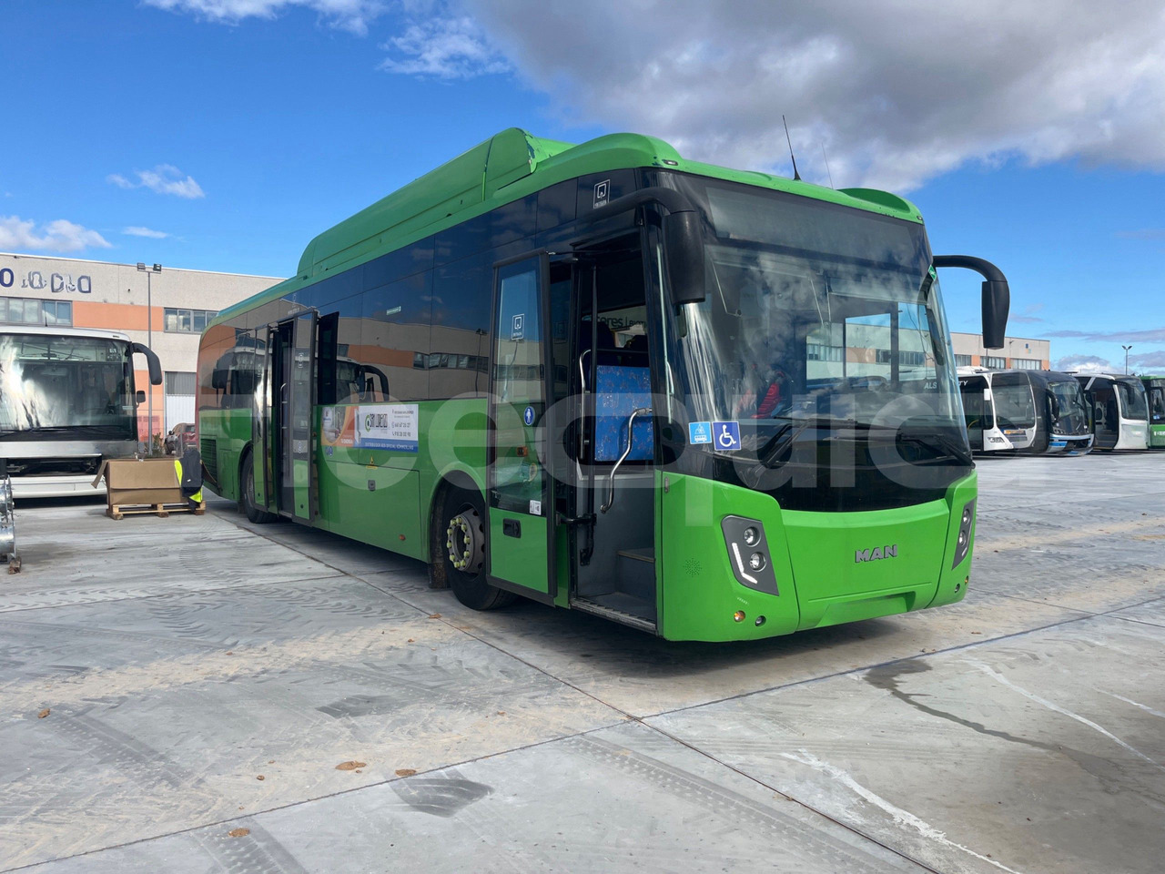 Man Castrosua - Пригородный автобус: фото 1 Man Castrosua - Пригородный автобус: фото 1