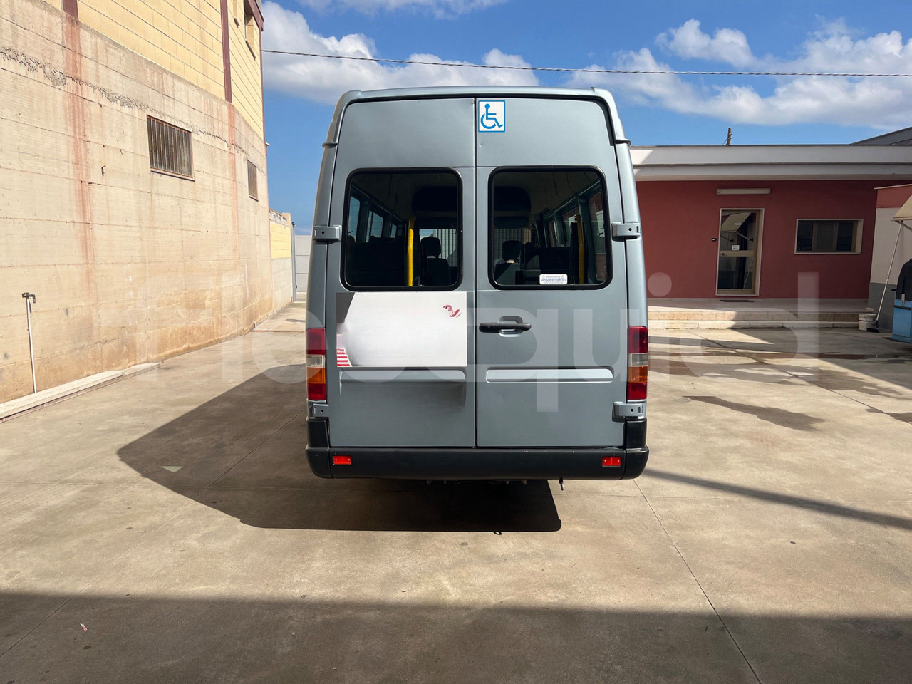 Mercedes-Benz Sprinter - Микроавтобус, Пассажирский фургон: фото 5 Mercedes-Benz Sprinter - Микроавтобус, Пассажирский фургон: фото 5