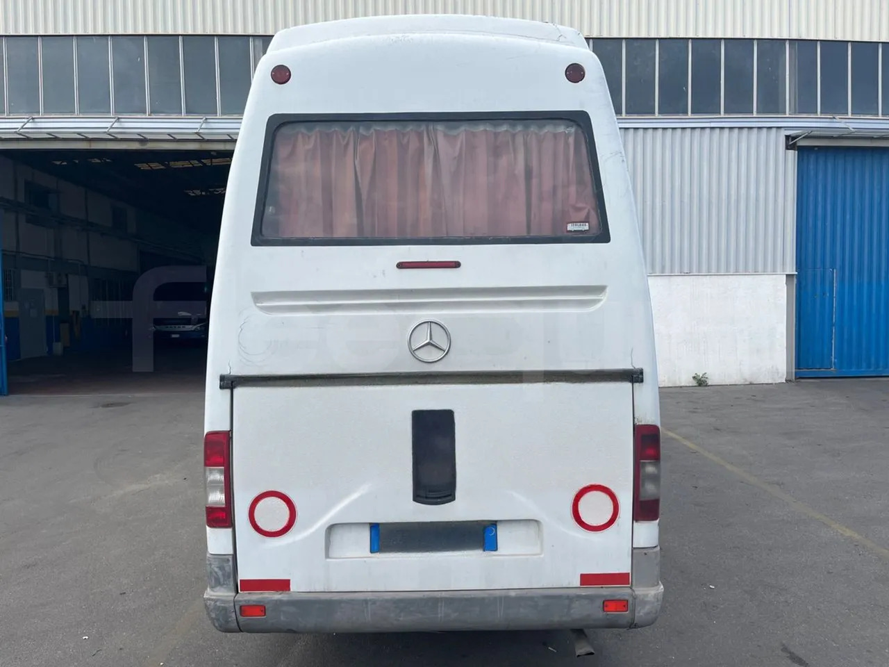 Mercedes-Benz Sprinter - Пригородный автобус: фото 5 Mercedes-Benz Sprinter - Пригородный автобус: фото 5