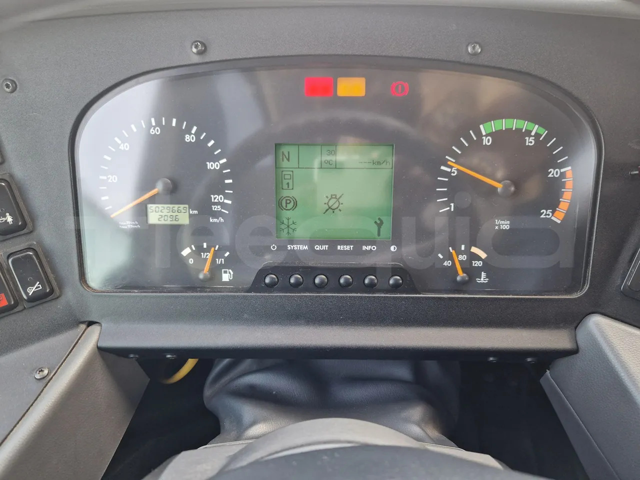 Mercedes-Benz Tourismo - Туристический автобус: фото 3 Mercedes-Benz Tourismo - Туристический автобус: фото 3