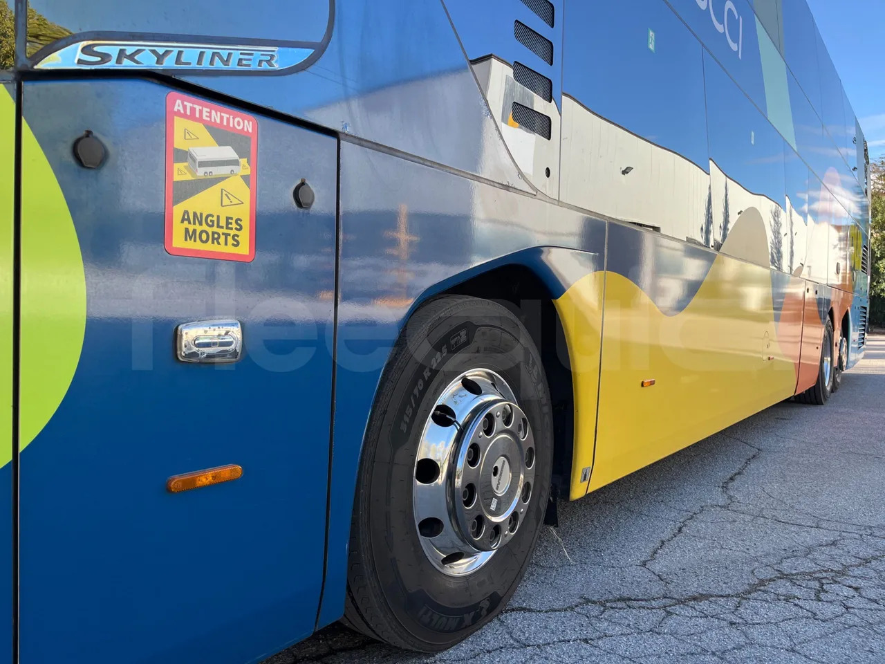 Туристический автобус Neoplan Skyliner: фото 19