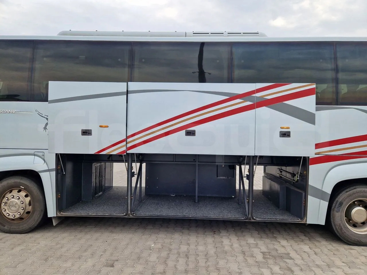 Туристический автобус Scania Touring HD: фото 7