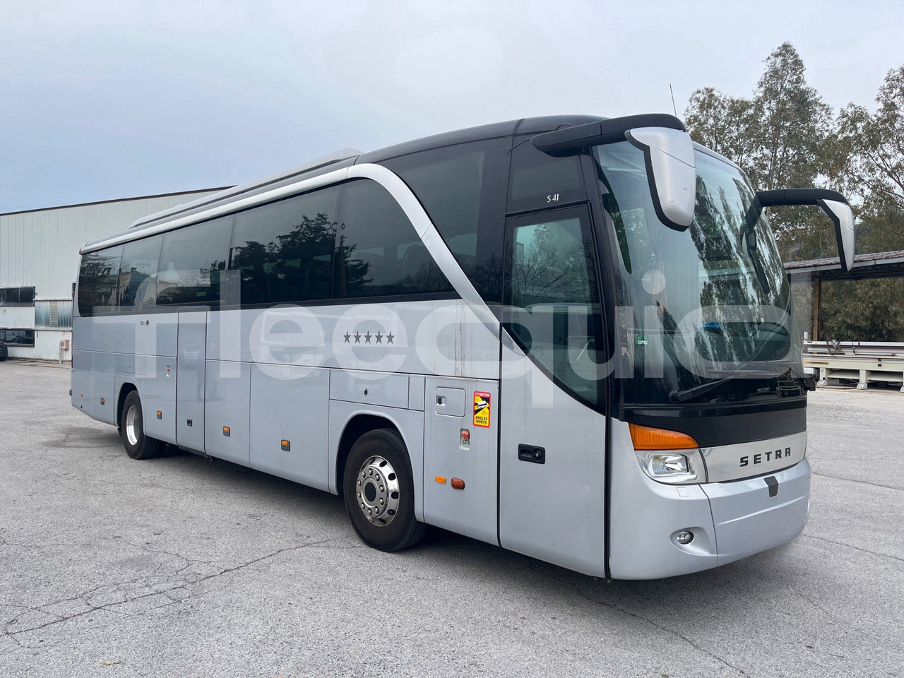 Setra S415 - Туристический автобус: фото 1 Setra S415 - Туристический автобус: фото 1