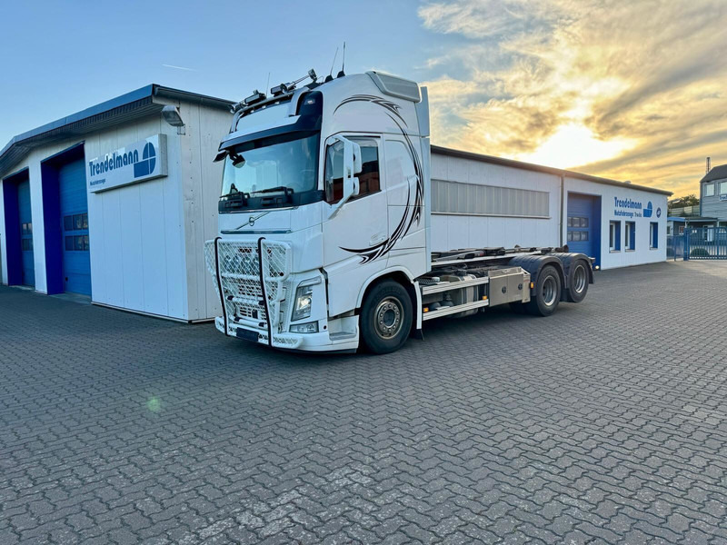 Volvo FH 540 6x4 Liftachse ARK-Hooklift-Funk-Radio-Comand Retarder - Крюковой мультилифт: фото 1 Volvo FH 540 6x4 Liftachse ARK-Hooklift-Funk-Radio-Comand Retarder - Крюковой мультилифт: фото 1