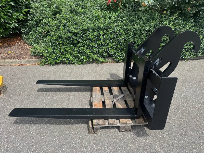 Cat 938M Fusion coupler, Bucket, Forks - Сцепное устройство для Строительной техники: фото 5 Cat 938M Fusion coupler, Bucket, Forks - Сцепное устройство для Строительной техники: фото 5