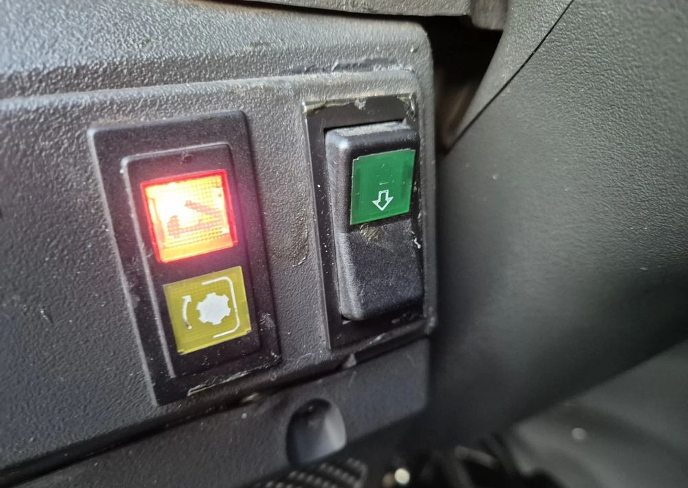 Малотоннажный самосвал Iveco 35C11 2.8 110KM Zwykła Pompa Brygadówka: фото 19