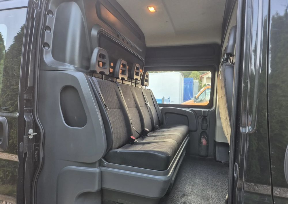 Peugeot Boxer 2.2 130KM Dubel kabina - Цельнометаллический фургон, Грузопассажирский фургон: фото 5 Peugeot Boxer 2.2 130KM Dubel kabina - Цельнометаллический фургон, Грузопассажирский фургон: фото 5