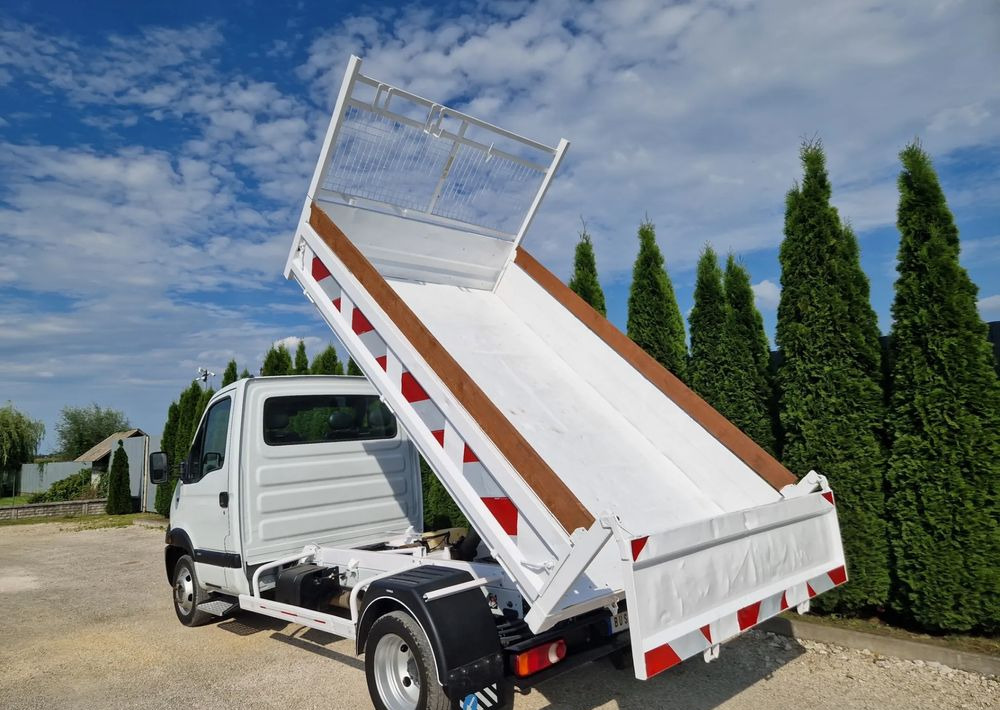 Renault Mascott 3.0 DXI - Малотоннажный самосвал: фото 3 Renault Mascott 3.0 DXI - Малотоннажный самосвал: фото 3