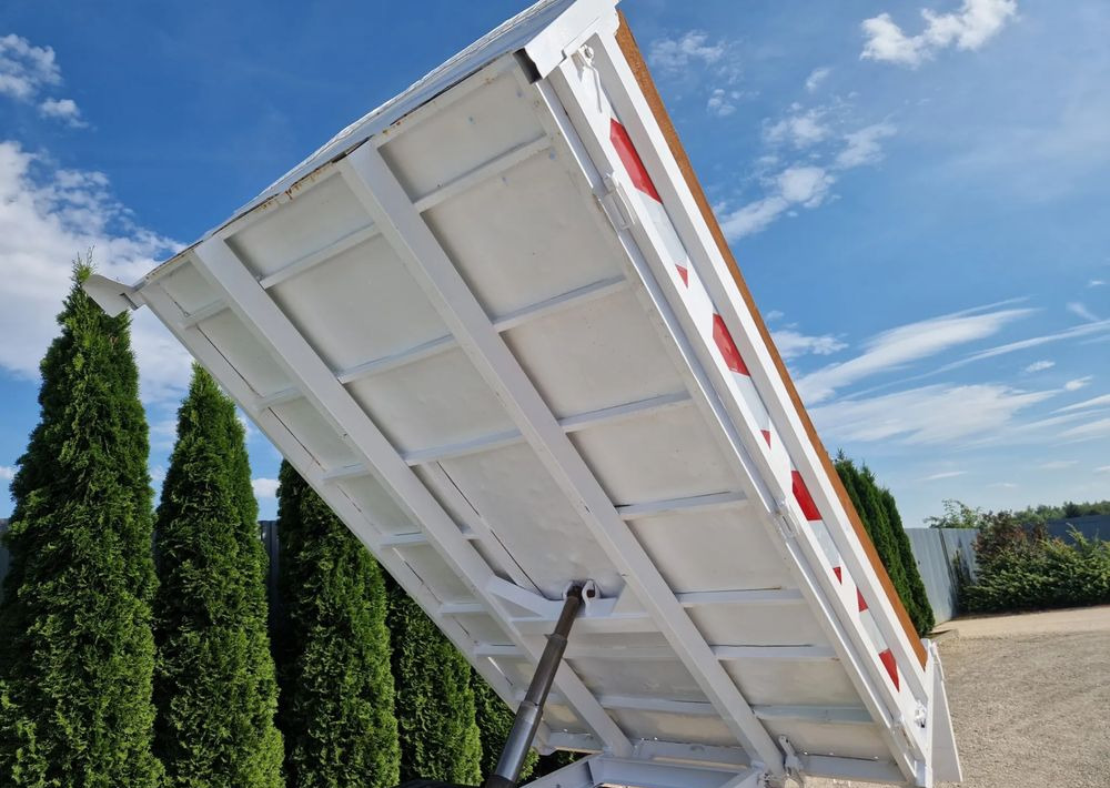 Малотоннажный самосвал Renault Mascott 3.0 DXI: фото 12 Малотоннажный самосвал Renault Mascott 3.0 DXI: фото 12