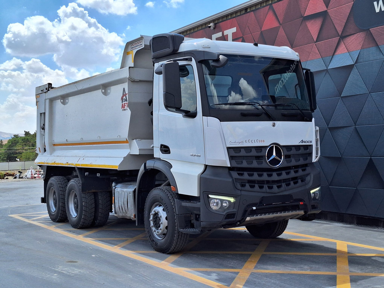 MERCEDES-BENZ AROCS 3345 - Самосвал: фото 3 MERCEDES-BENZ AROCS 3345 - Самосвал: фото 3