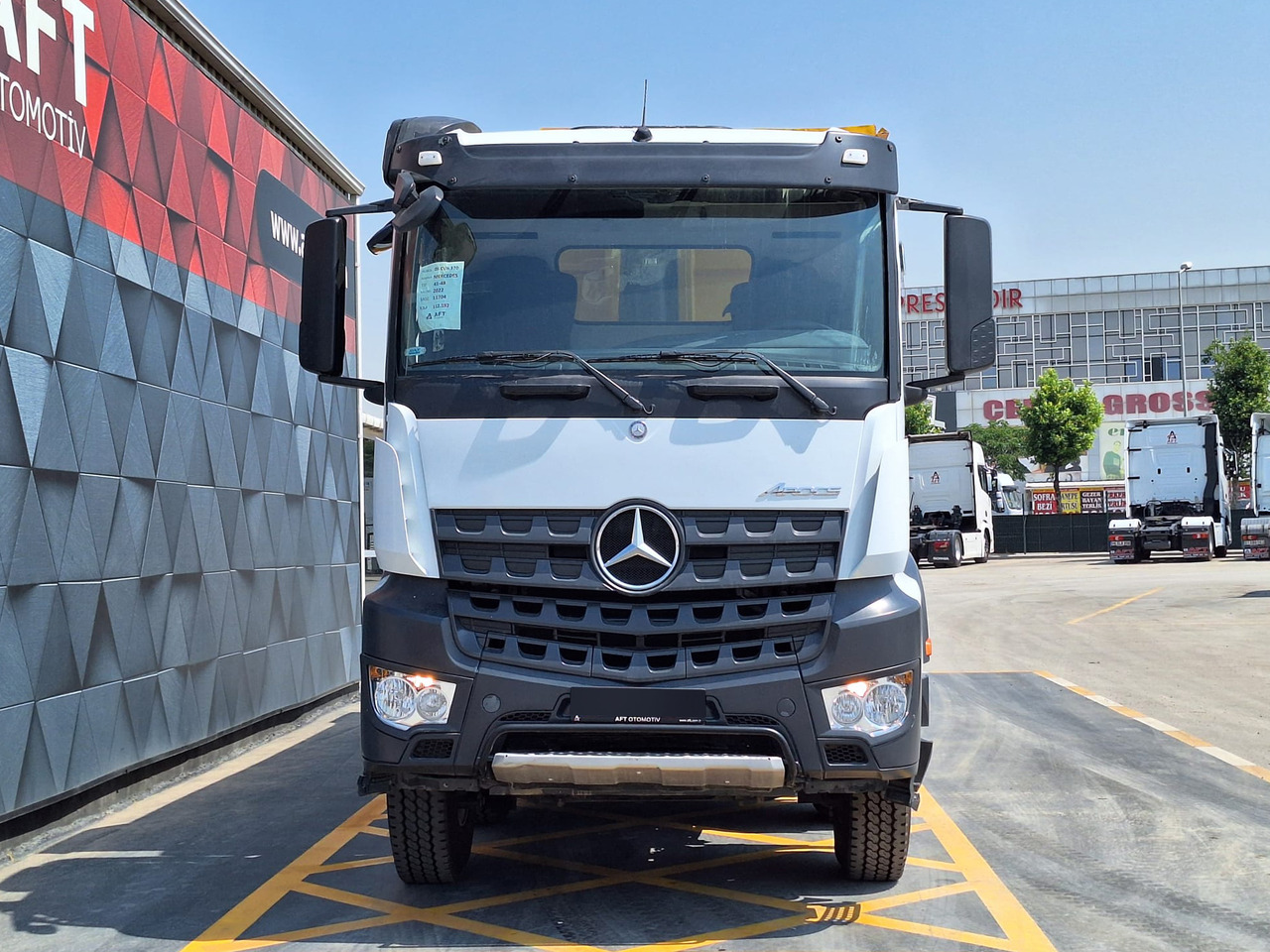 MERCEDES-BENZ AROCS 4148 - Самосвал: фото 2 MERCEDES-BENZ AROCS 4148 - Самосвал: фото 2