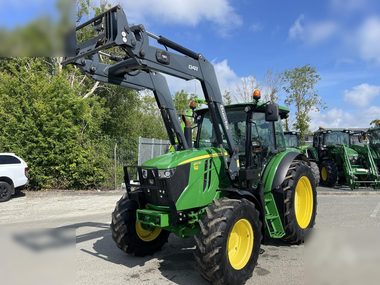 2015 JOHN DEERE 6110RC - Трактор: фото 2 2015 JOHN DEERE 6110RC - Трактор: фото 2