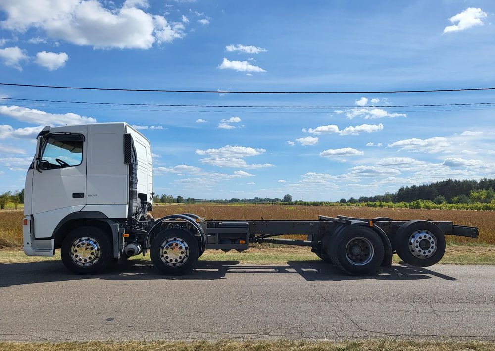 Volvo FH 500 8x2 - Грузовик-шасси: фото 4 Volvo FH 500 8x2 - Грузовик-шасси: фото 4