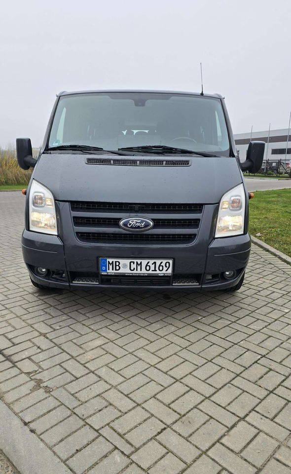 Ford Transit - Микроавтобус, Пассажирский фургон: фото 1 Ford Transit - Микроавтобус, Пассажирский фургон: фото 1