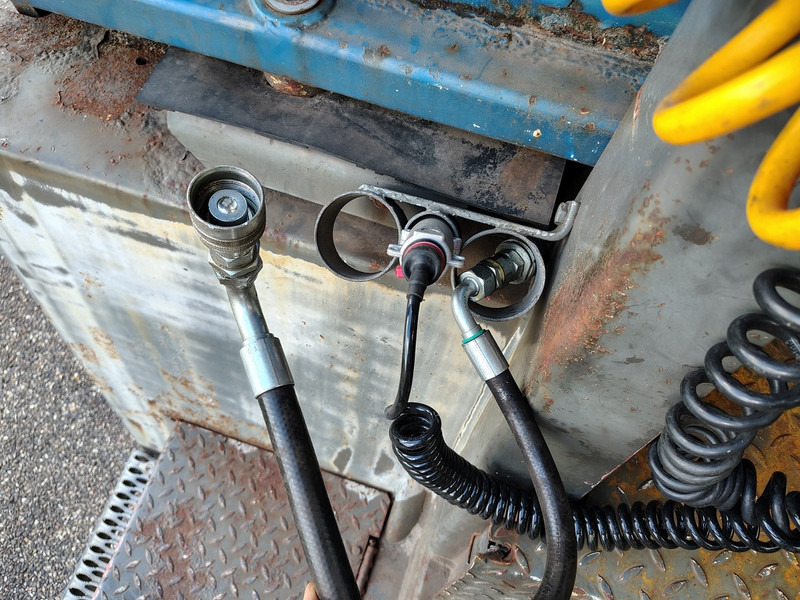 Terberg Yt180 - Терминальный тягач: фото 5 Terberg Yt180 - Терминальный тягач: фото 5