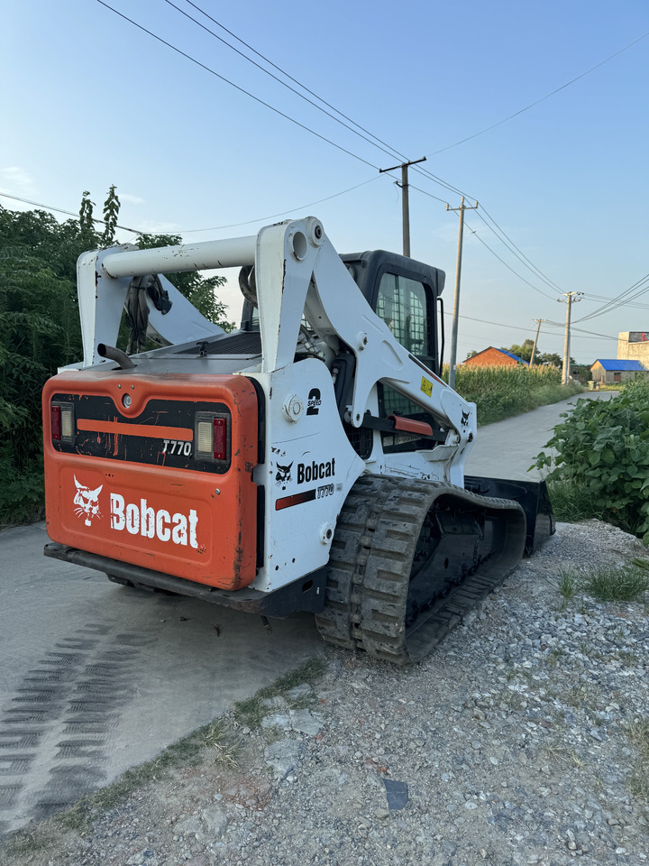 BOBCAT T770 skid steer loader American original - Мини-погрузчик с бортовым поворотом: фото 3 BOBCAT T770 skid steer loader American original - Мини-погрузчик с бортовым поворотом: фото 3
