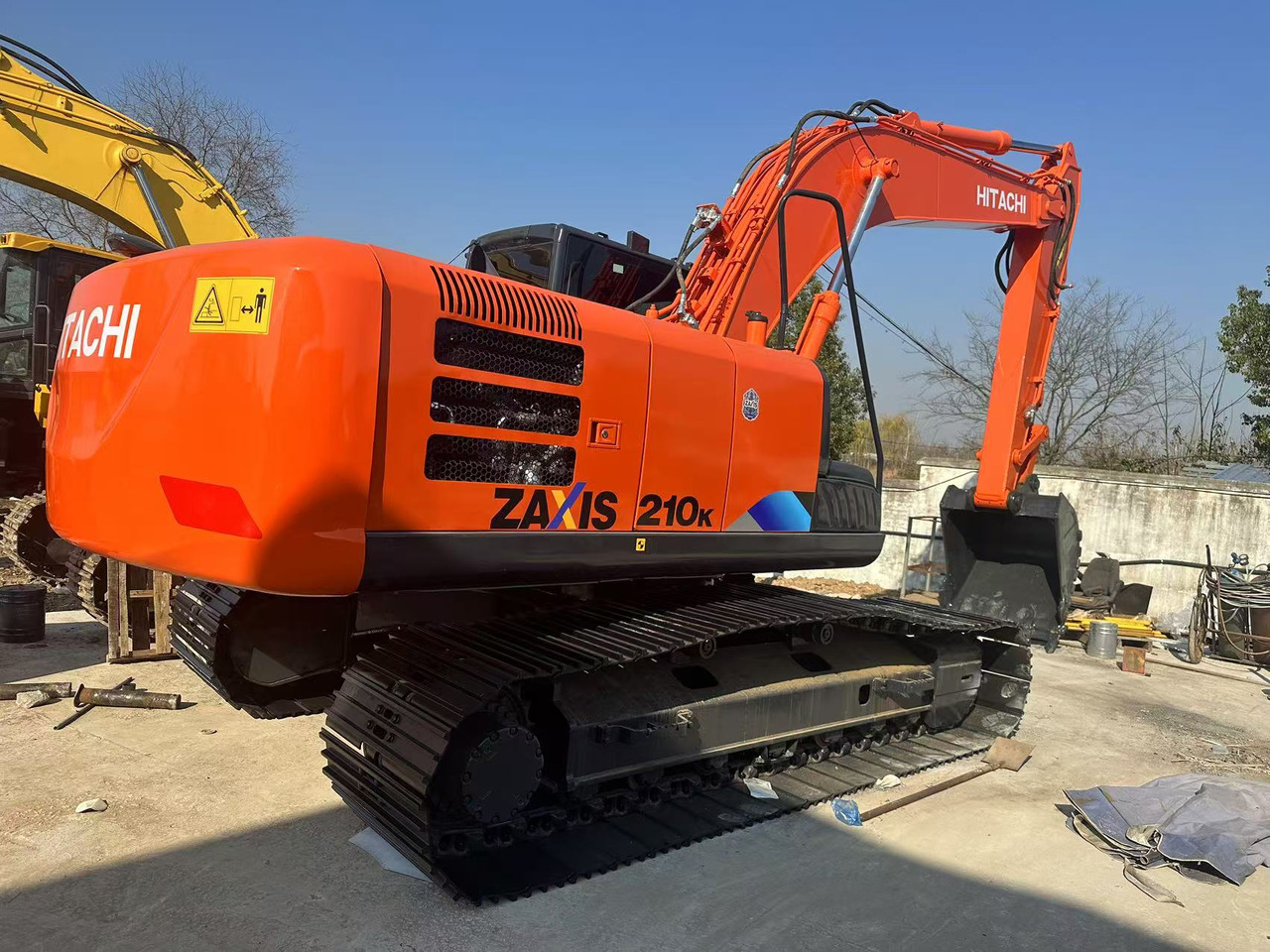HITACHI ZX210K crawler excavators - Гусеничный экскаватор: фото 2 HITACHI ZX210K crawler excavators - Гусеничный экскаватор: фото 2