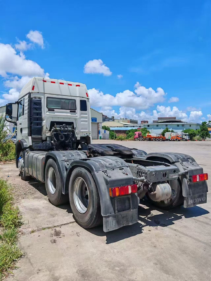 SINOTRUK howo 371,430 ,460 tractor multiple models used and stock new tractors Customizable - Тягач: фото 4 SINOTRUK howo 371,430 ,460 tractor multiple models used and stock new tractors Customizable - Тягач: фото 4