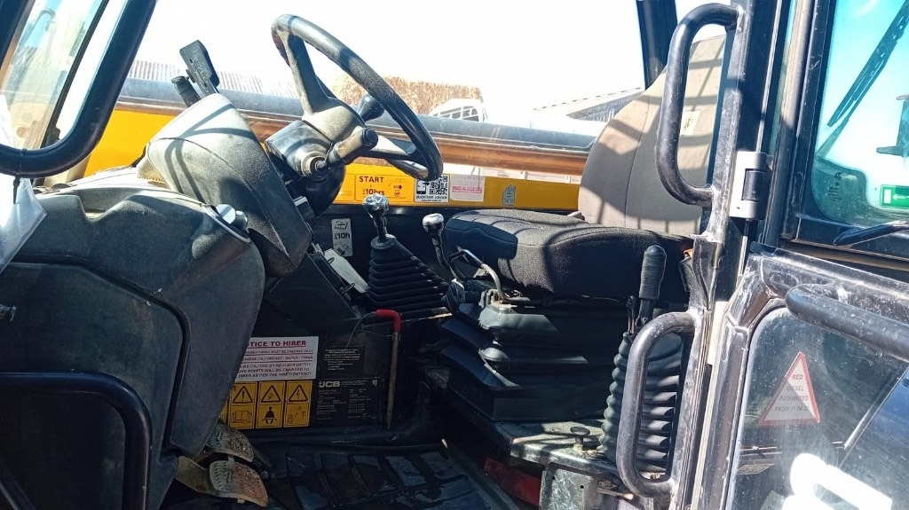 Телескопический погрузчик JCB 540-140: фото 13 Телескопический погрузчик JCB 540-140: фото 13