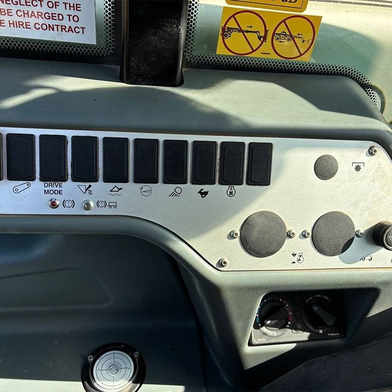 Телескопический погрузчик Snorkel SR 6.26 Classic: фото 10 Телескопический погрузчик Snorkel SR 6.26 Classic: фото 10